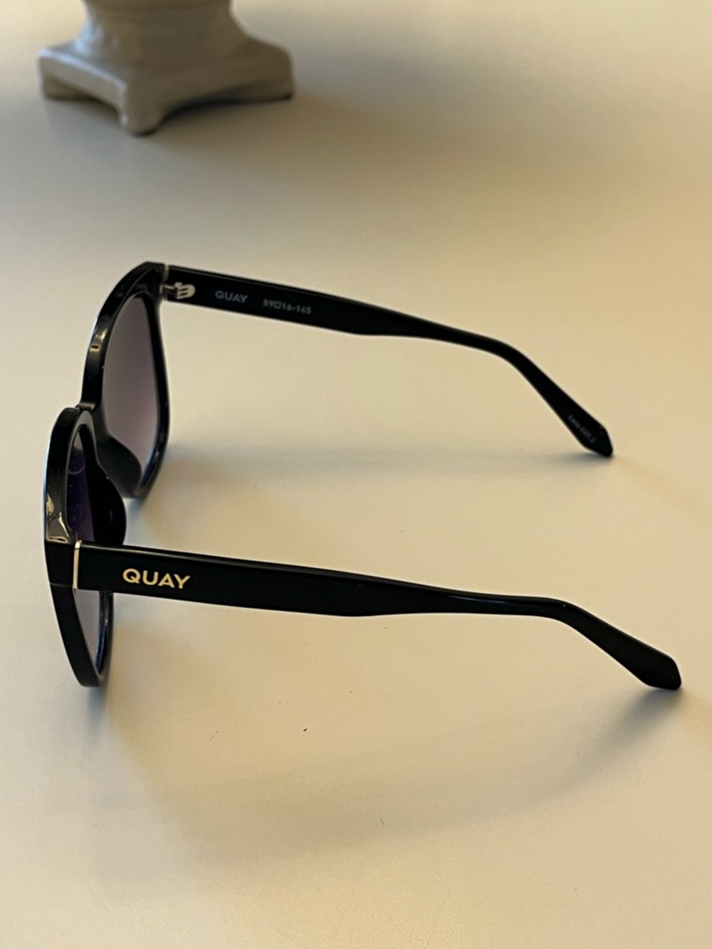 Quay Australia Wide Awake Black Frame Sunglasses with Gradient Purple Lenses - Picture 3 of 7